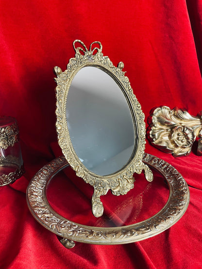 Miroir baroque ancien en bronze à motifs fleuris - Les Ateliers de Minnie Valentine