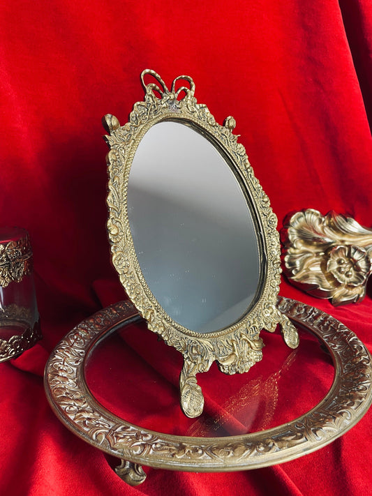 Miroir baroque ancien en bronze à motifs fleuris - Les Ateliers de Minnie Valentine