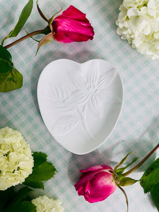 Vide poche en biscuit de porcelaine Fragonard - Les Ateliers de Minnie Valentine