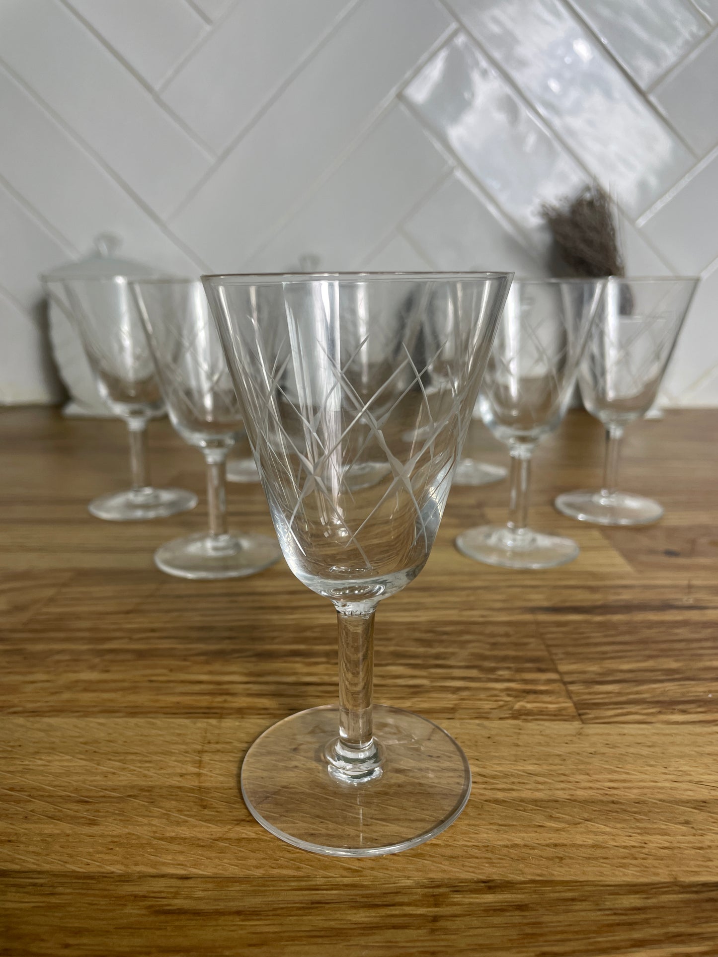 Set de verres à liqueurs vintage en cristal ciselé - Les Ateliers de Minnie Valentine