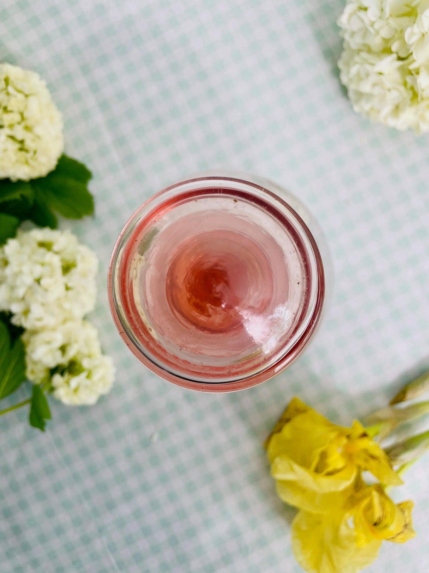 Carafe boule époque Art Déco rose parme - Les Ateliers de Minnie Valentine